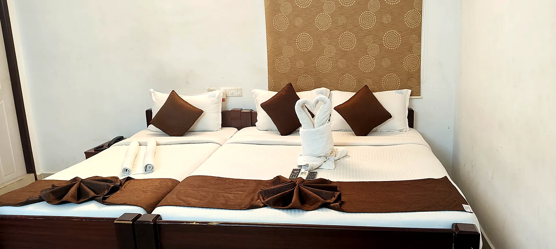 Budget hotel near CMBT Koyambedu