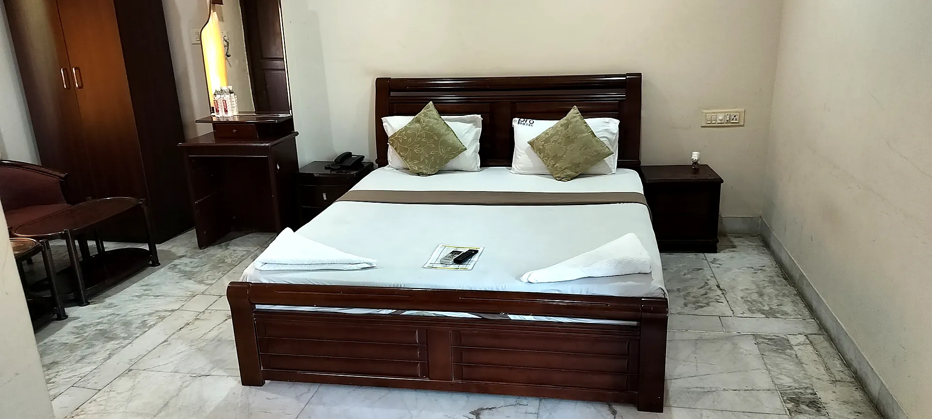 Lloyds Service Apartments, Royapettah, near Music Academy