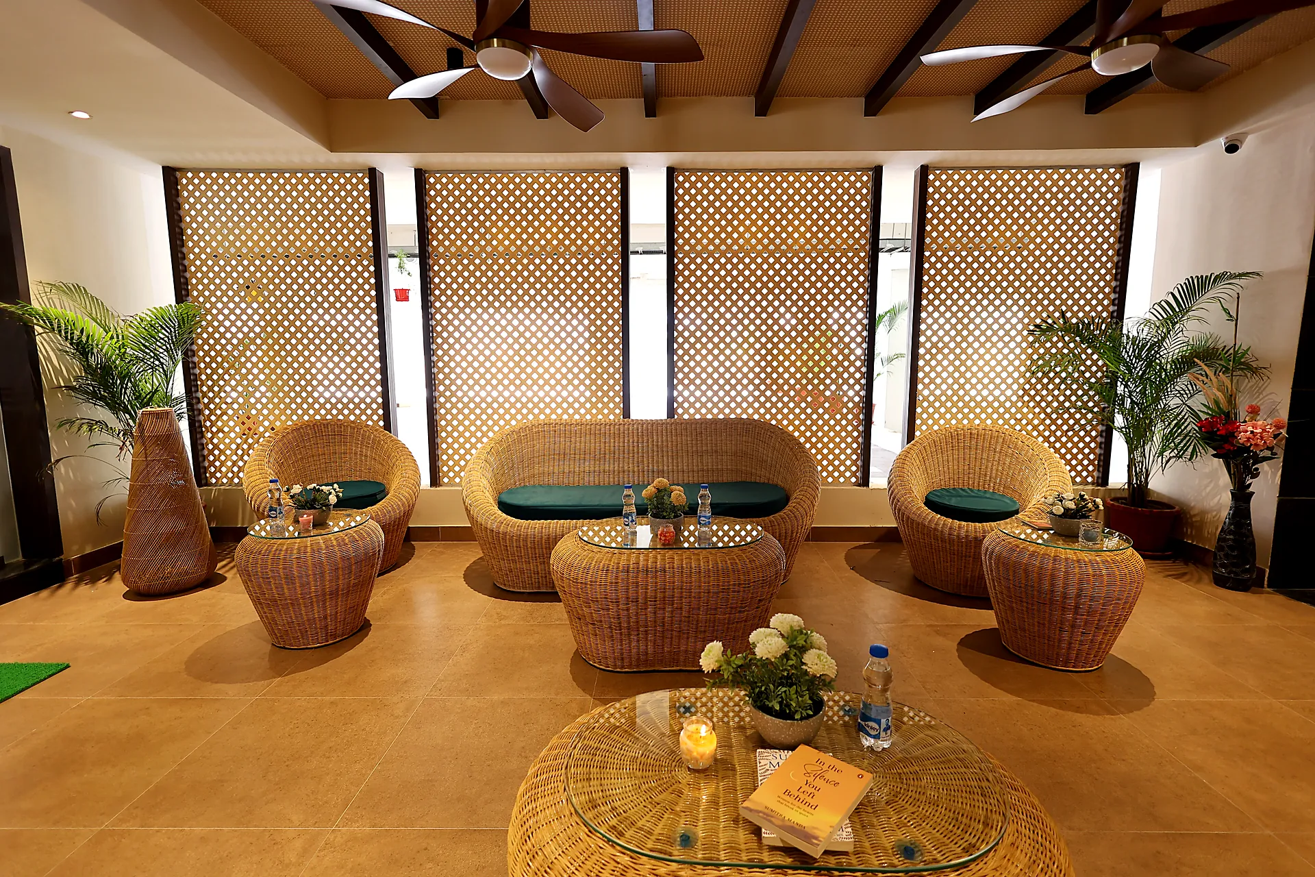Lounge, Signature Suites, Sri City, Tada