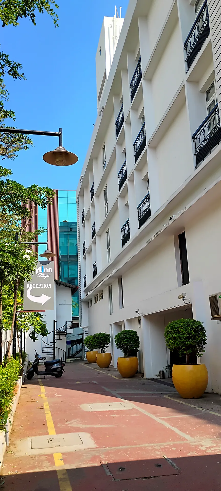 Skylinn Stays, Perungudi
