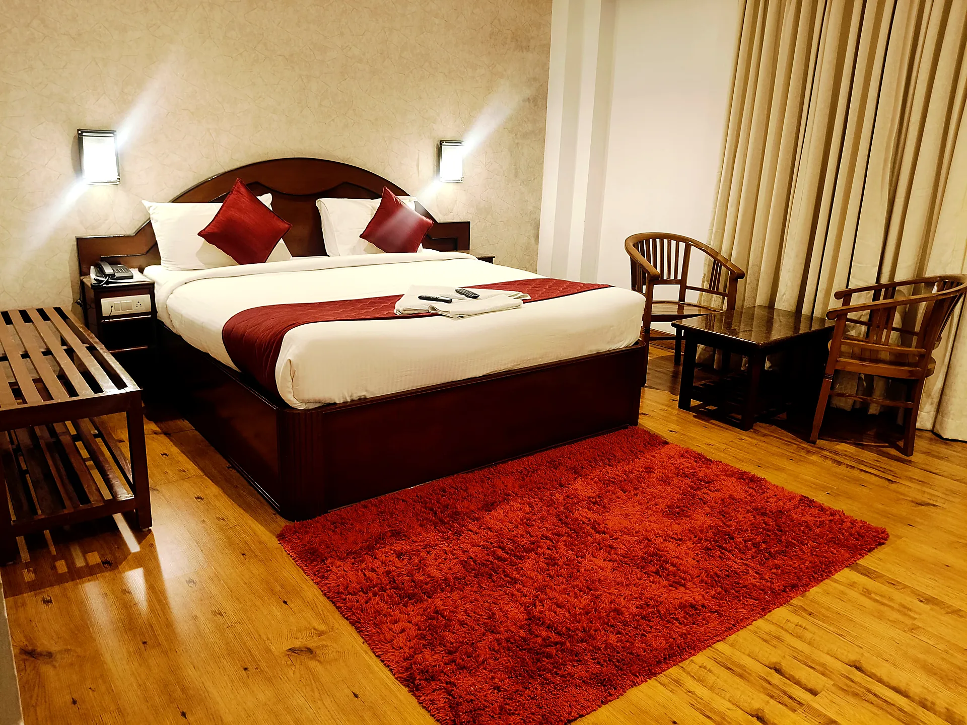 Deluxe Room, Skylinn Stays, Perungudi, OMR