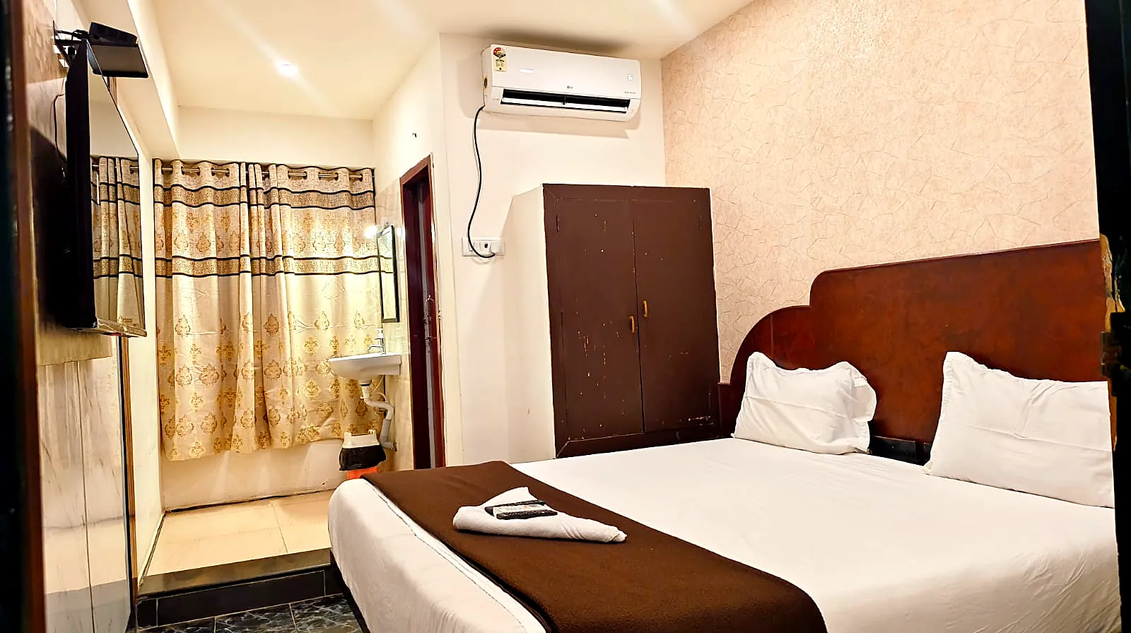 Stay N Tour Home, Adyar: photo 7