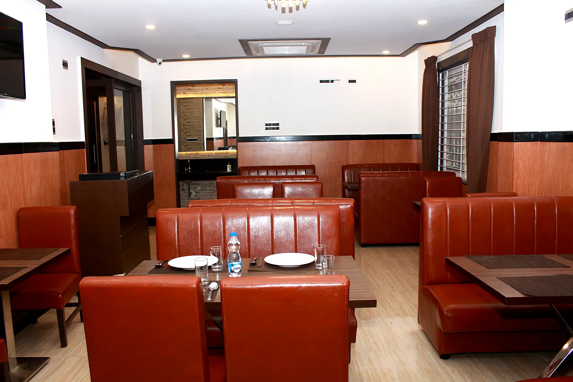 Restaurant, Staylite Suites, Thiruvanmiyur