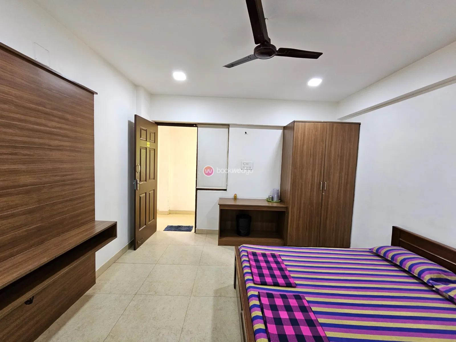 Guest Room, Swarna Sudarshan Wedding Hall, Nanmangalam