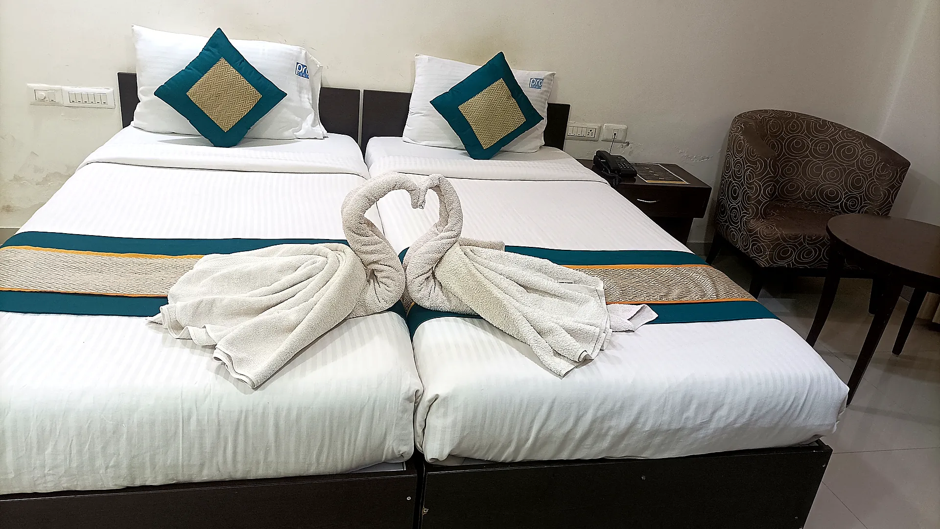 Twin Room, The Town Hall, Thoraipakkam, OMR